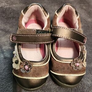 Stride Rite Brown and Pink Mary Jane Floral Strap Shoes
